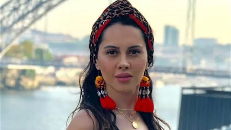 وشه حلو عليها.. ياسمين رئيس تشارك في خمس أعمال دفعة واحدة