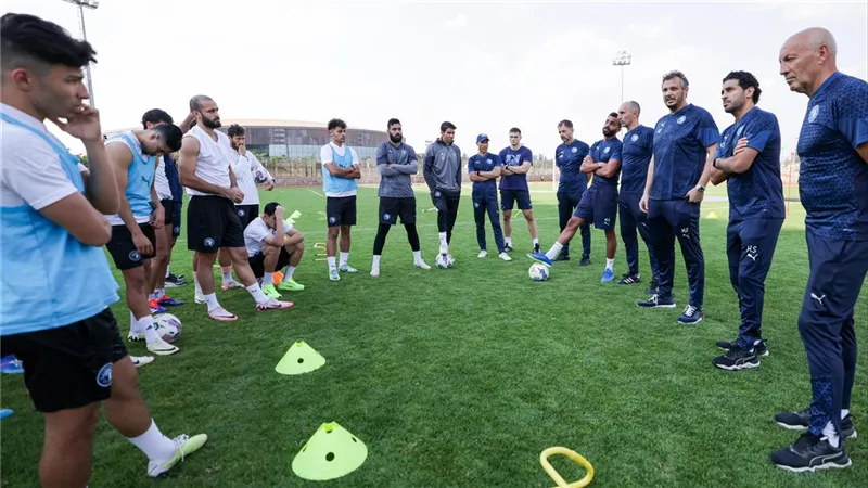 مدرب بيراميدز يتحدى الأهلي والزمالك قبل المشاركة في السوبر المصري