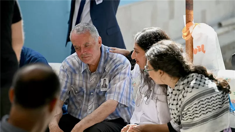 تشييع جثمان عائشة الناشطة الأمريكية - التركية التي قتلت في الضفة الغربية