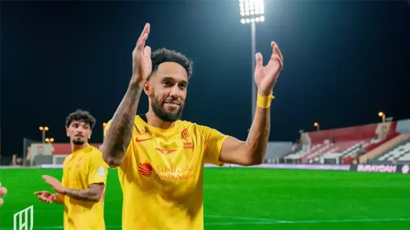 التشكيل الرسمي لمباراة القادسية والشباب في الدوري السعودي