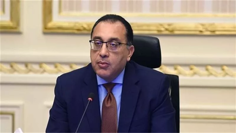 رئيس الوزراء يصل الرياض لبحث تعزيز العلاقات الثنائية والاستثمارات المشتركة