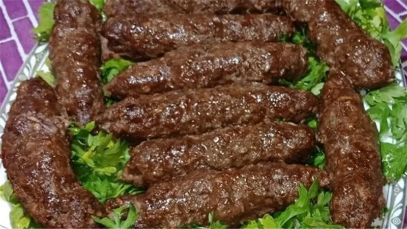 مثل المطاعم.. طريقة عمل الكفتة المشوية في المنزل بخطوات بسيطة 