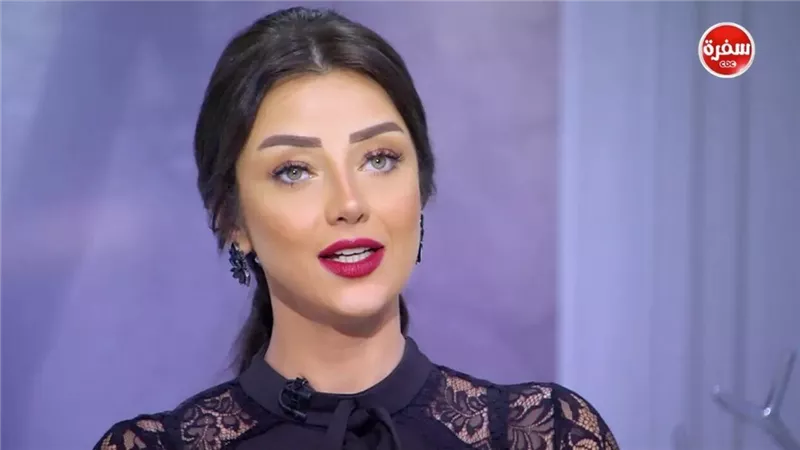 أيقونة الطلاق في مصر.. سر توقف برنامج رضوي الشربيني