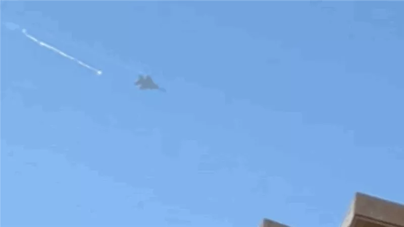 بعد إلقائها على بيروت.. ما هي البالونات الحرارية التي استخدمها الإحتلال الإسرائيلي؟