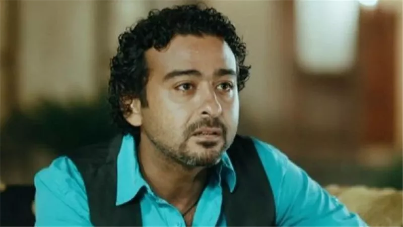 أحمد عزمي.. حاول الانتحار بعد وفاة والدته وأدمن المخدرات وزوجته طلبت الخلع 
