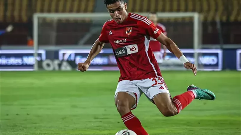 بعد طلبه بحسم مصيره.. حقيقة رحيل الدبيس عن الأهلي 