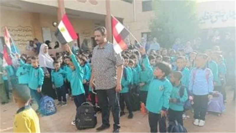 بعد ظهور مرض غامض في أسوان.. كيف انتهي اليوم الأول في الدراسة؟ 