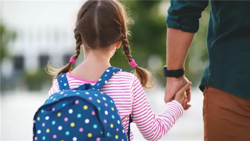 نصائح مضمونة في أول يوم مدرسة.. ازاي نتخلص من إزعاج جروب الماميز