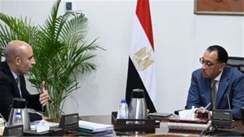   نشرة الموجز التعليمية .. ماذا دار خلال اجتماع رئيس الوزراء مع وزير التربية والتعليم اليوم؟ .. لائحة الانضباط المدرسي 2024 pdf