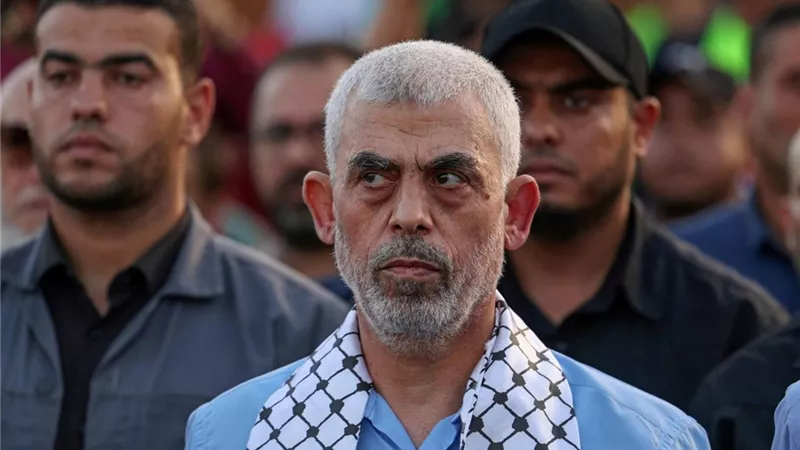 حقيقة اغتيال يحيى السنوار قائد حركة حماس في غارة إسرائيلية علي غزة