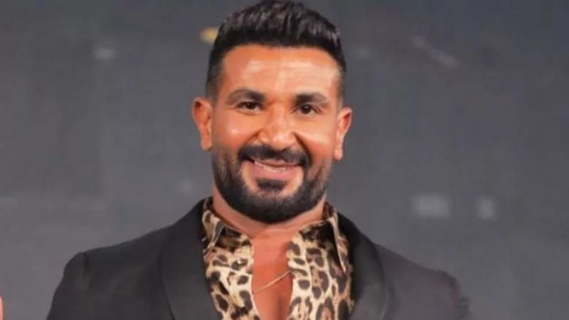 أحمد سعد بإطلالات مثيرة للجدل من حفلاته الغنائية إلى حفل Joy Awards