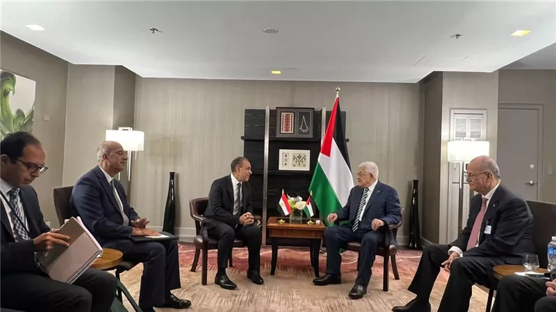 وزير الخارجية يلتقي بالرئيس الفلسطيني على هامش اجتماعات الجمعية العامة للأمم المتحدة