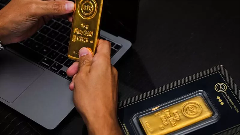 كم سعر سبيكة ذهب 10 جرام btc اليوم.. بكام النهاردة؟ 