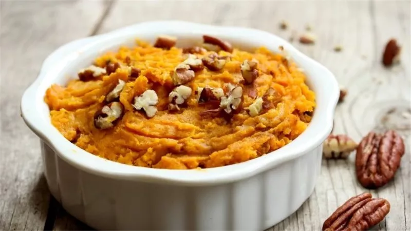 طريقة عمل البطاطا باللبن بأبسط المكونات في المنزل 