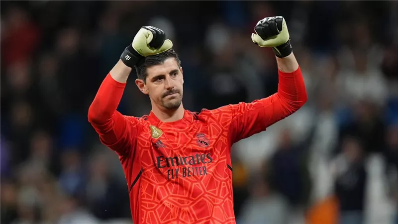 ريال مدريد يعلن تفاصيل إصابة كورتوا في الديربي أمام أتلتيكو