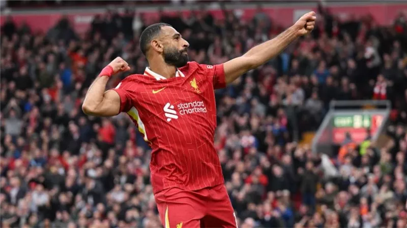 مصير محمد صلاح مع ليفربول وآخر أخبار العروض الاحترافية للاعب