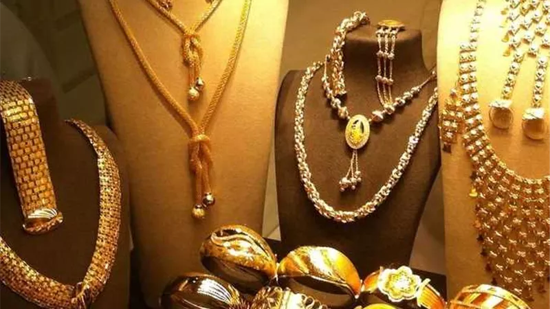 أسعار المعدن الأصفر.. ننشر سعر الذهب والسبائك اليوم الأربعاء 2-10-2024 في مصر