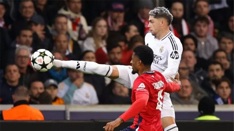 ريال مدريد يتلقى الهزيمة الأولى له في دوري أبطال أوروبا من ليل الفرنسي 