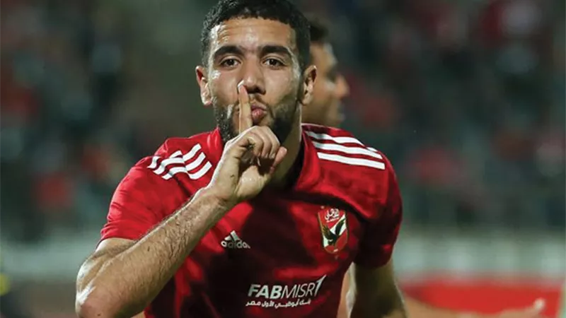 أحمد قندوسي يقود قائمة سيراميكا لمواجهة الأهلي بالسوبر المصري