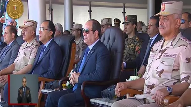 بحضور الرئيس السيسي.. قائد الجيش الثاني الميداني يوجه رسائل حاسمة حول موقف مصر العسكري