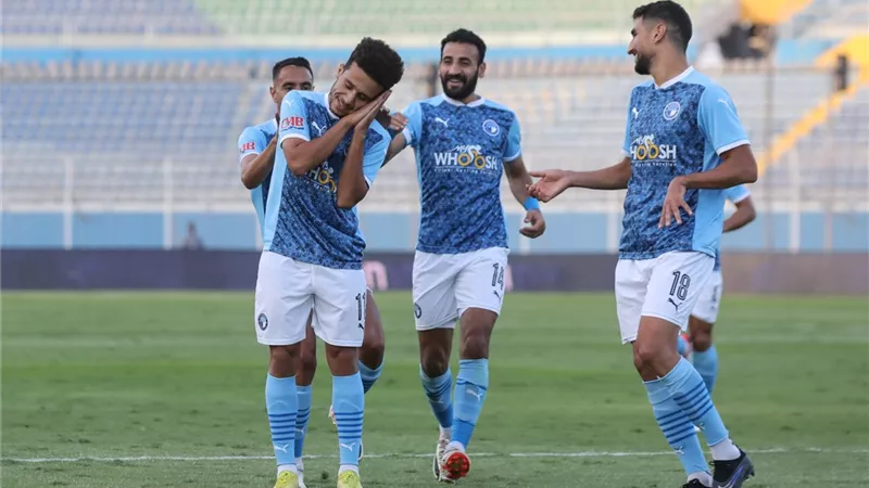 بيراميدز يتعادل ضد سيراميكا 1-1 في الشوط الأول بالسوبر المصري 