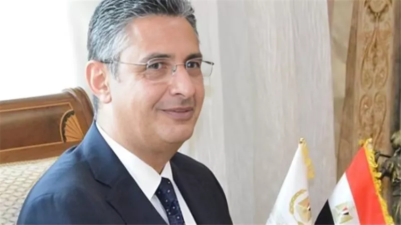 المشروب الرسمي.. قرار مهم من وزير التموين بشأن عبوات الشاي 