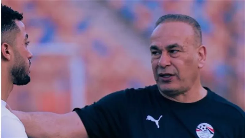 فرمان عاجل من حسام حسن بخصوص محمد عبد المنعم في منتخب مصر