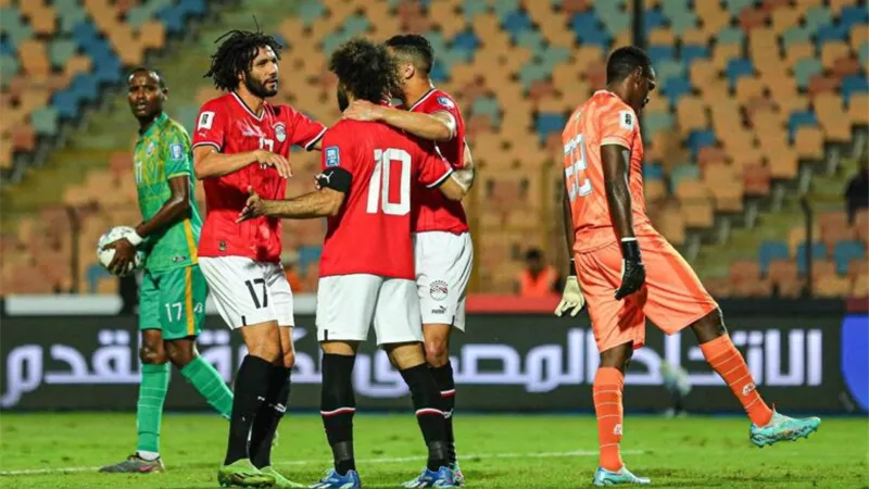 منتخب مصر بالأحمر وموريتانيا بالأخضر في مباراة الغد بتصفيات أمم أفريقيا 2025