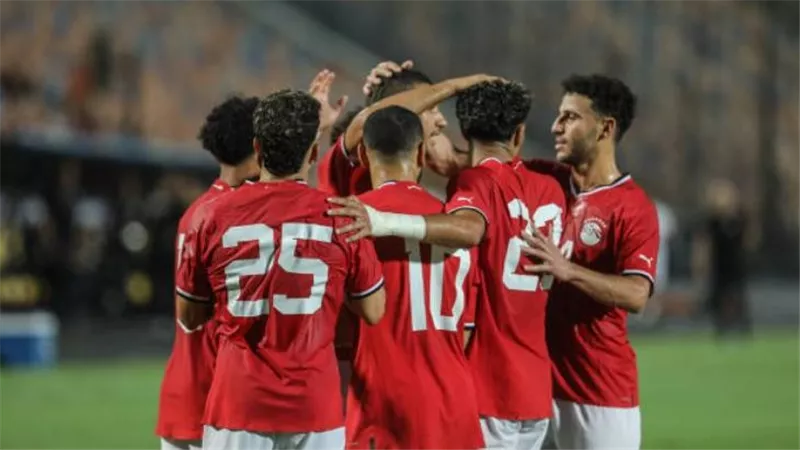 مصر تتقدم علي موريتانيا بثنائية صلاح وتريزيجيه بعد 80 دقيقة 
