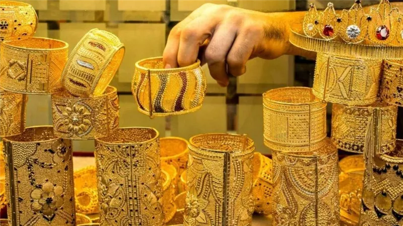 تراجع أسعار الذهب اليوم الأحد 13 أكتوبر 2024  خلال منتصف التعاملات