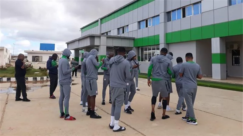  منتخب نيجيريا ينسحب من مواجهة ليبيا بتصفيات أمم أفريقيا.. ما القصة؟