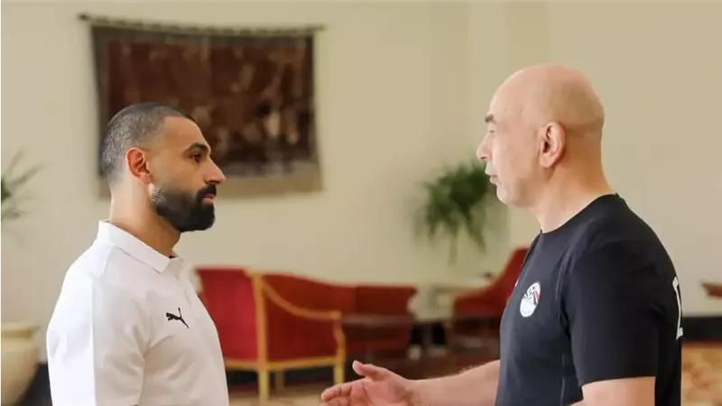 حسام حسن يفجرها.. ليفربول سبب غياب محمد صلاح عن مباراة مصر وموريتانيا
