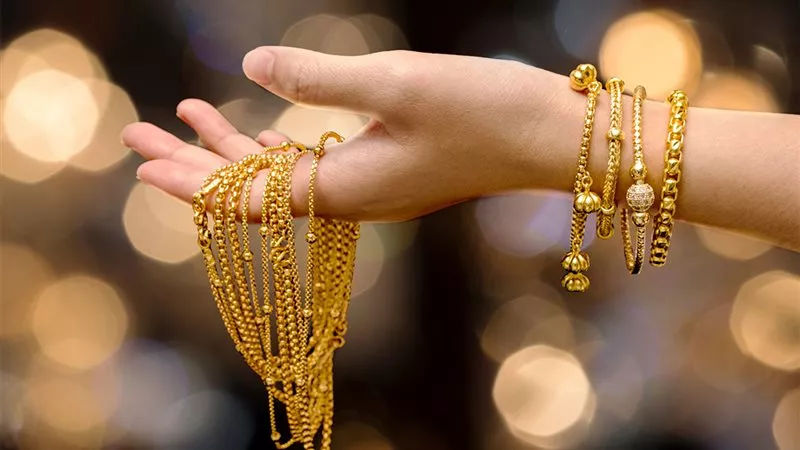 هدوء حذر في سعر الذهب في السعودية اليوم الخميس 17-10-2024
