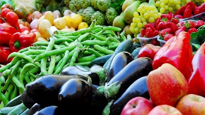 أسعار الخضار والفاكهة اليوم الأربعاء 18-12-2024.. البصل بكام النهاردة 