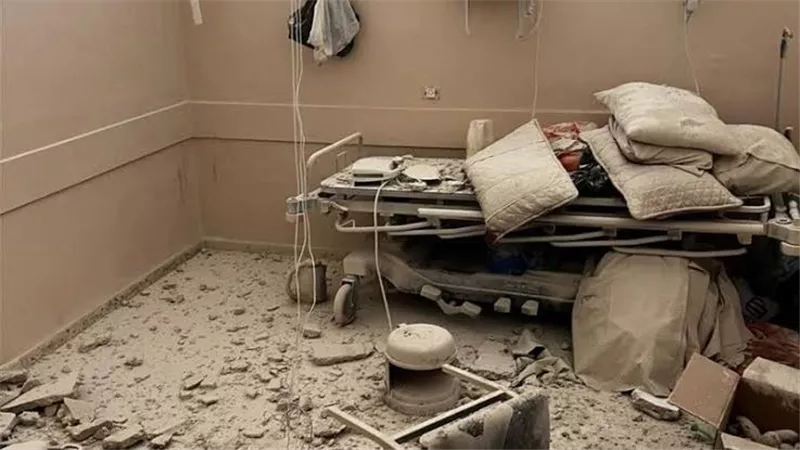 هجوم إسرائيلي على المستشفى الإندونيسي في شمال غزة يؤدي إلى إصابة العشرات