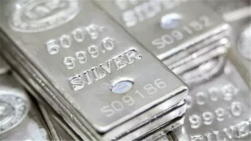 أسعار الفضة والسبائك.. سعر جرام الفضة بالمصنعية اليوم الاثنين 21-10-2024