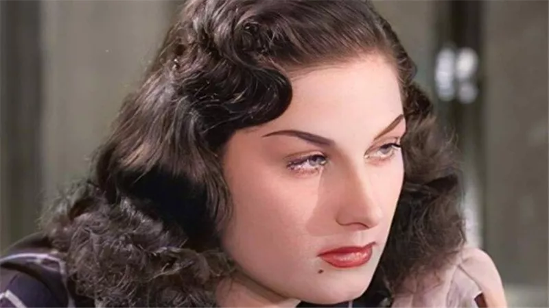 أزواج في حياة ليلي فوزي.. من نجم سينما لـ إذاعي كبير