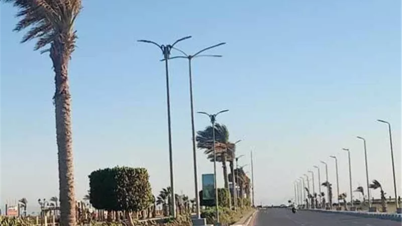 حالة الطقس اليوم الثلاثاء ودرجات الحرارة في مصر رياح قوية تثير الرمال 