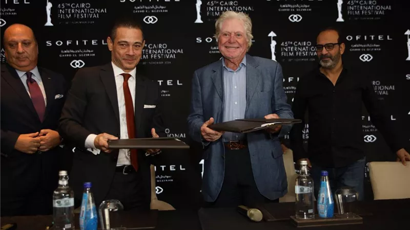 مهرجان القاهرة السينمائي يوقع اتفاقية تعاون مع سوفيتيل الجزيرة 