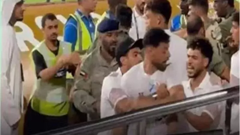 إيقاف ثلاثي الزمالك وغرامة مالية بسبب أزمة السوبر بالإمارات 