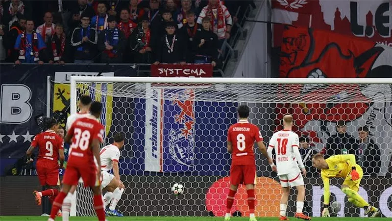 ليفربول يتقدم على لايبزيج في الشوط الأول بـ دوري أبطال أوروبا