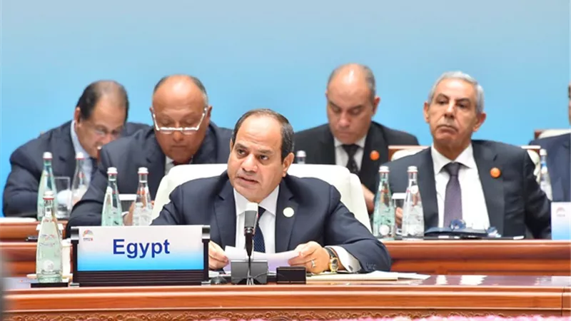 الرئيس السيسي وماكرون يناقشان التصعيد في الشرق الأوسط ويؤكدان أهمية التهدئة