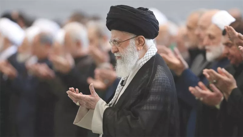بعد اغتياله.. من هو محمد صباحي ممثل المرشد الإيراني