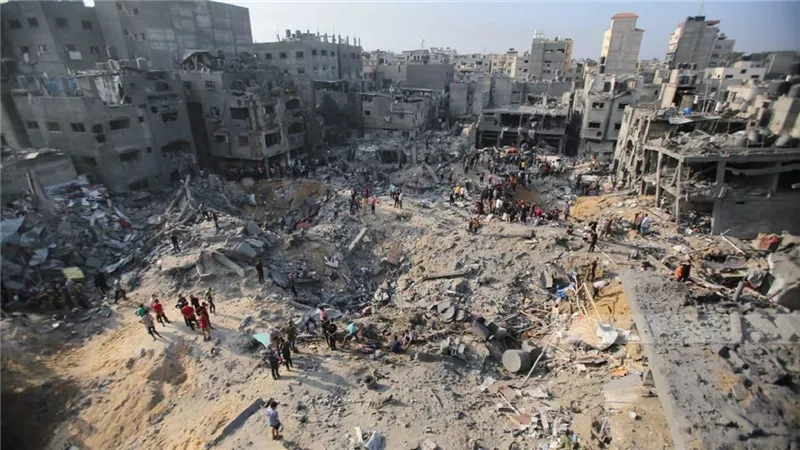 استمرار العدوان على غزة.. استشهاد 45 فلسطينياً جراء الغارات الإسرائيلية