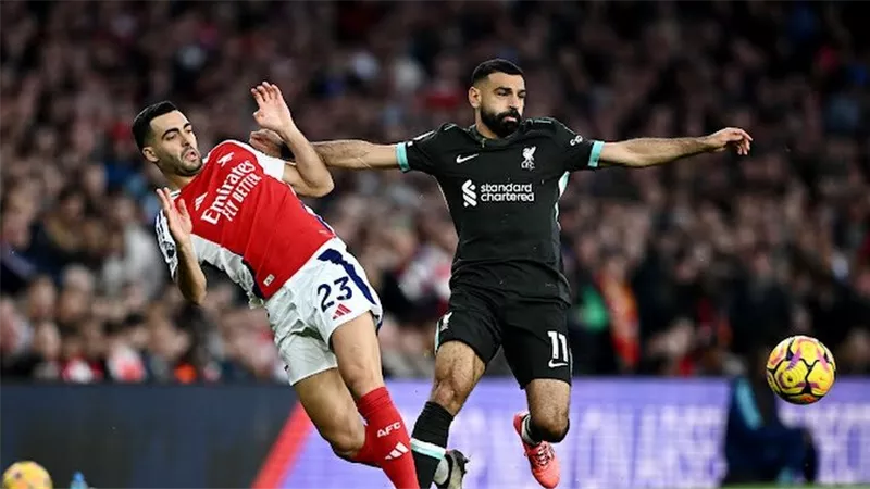 ليفربول ضد أرسنال.. الجانزر يخطف التقدم من الريدز بثنائية في الشوط الأول