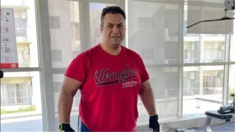 بطل 