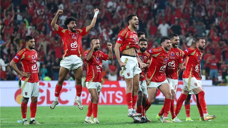 3 غيابات تضرب صفوف الأهلي قبل مواجهة سيراميكا كليوباترا 