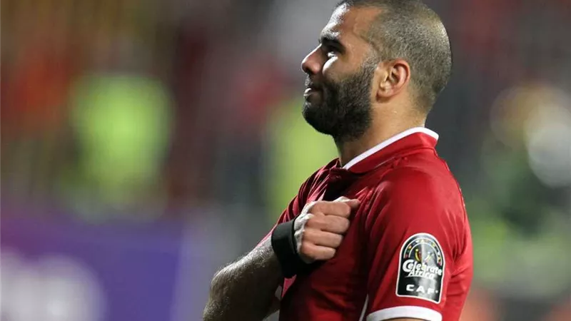 قناص الأهلي يراسل برشلونة.. عماد متعب يستعد لوداع تاريخي في مباراة اعتزاله