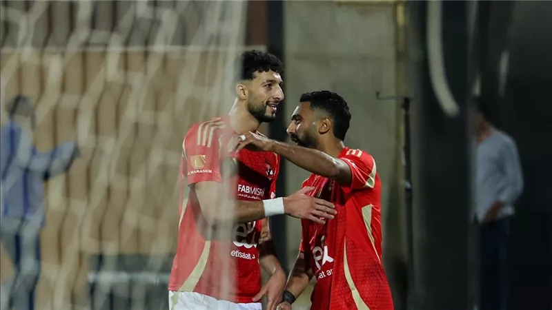 سر استبعاد حسين الشحات من منتخب مصر وكواليس الصلح مع الشيبي