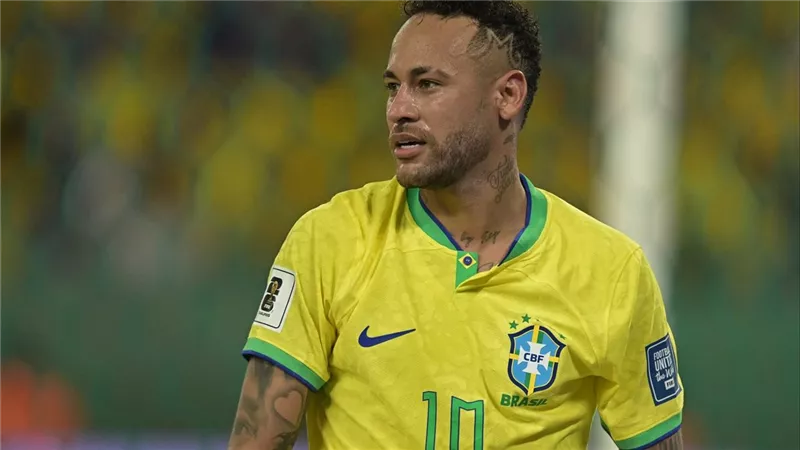 سبب استبعاد نيمار مع معسكر منتخب البرازيل قبل تصفيات كأس العالم